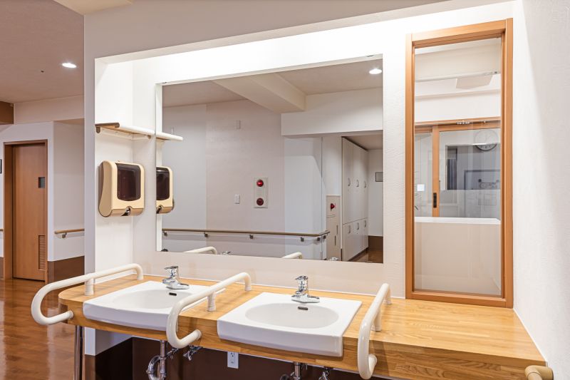 Safety-Focused Bathroom Layouts